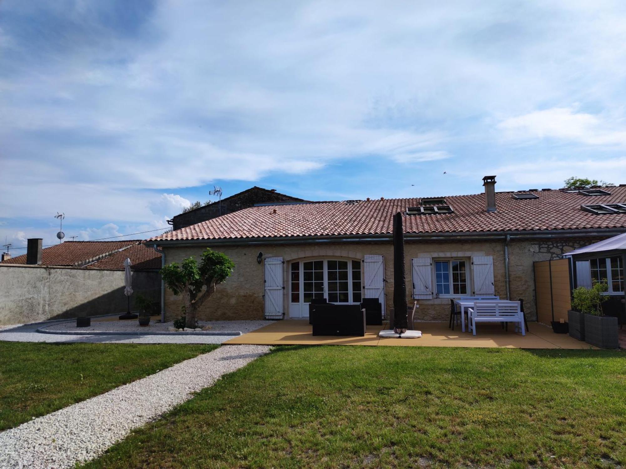 Domaine Des Pres De Joussac - Protocole Sanitaire Strict Jau-Dignac-et-Loirac Exterior foto